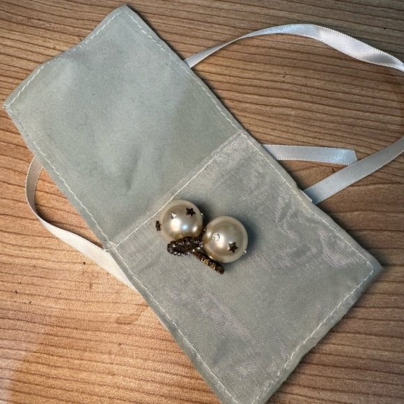 dior tribales heart earrings - Picture 3 of 3